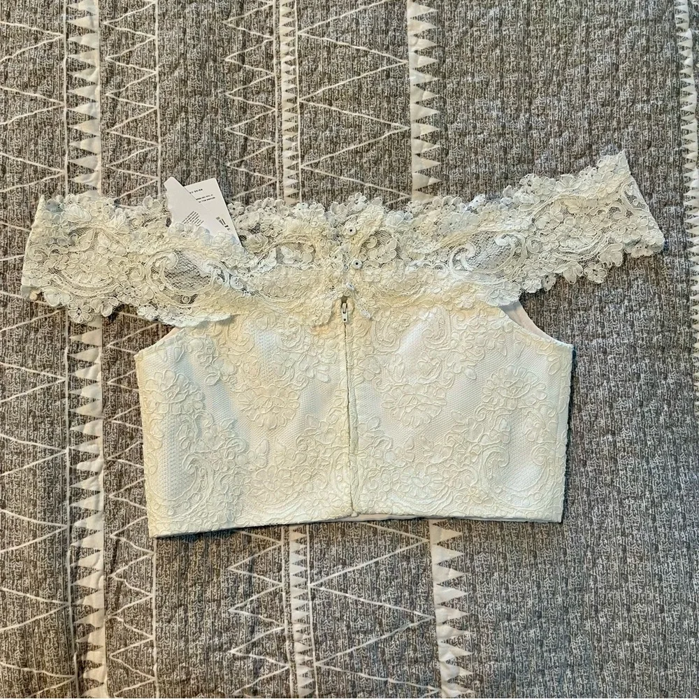 Reiss Evora Bardot Lace Off Shoulder Crop Top White NWT Size 8 Bridal - Picture 11 of 11